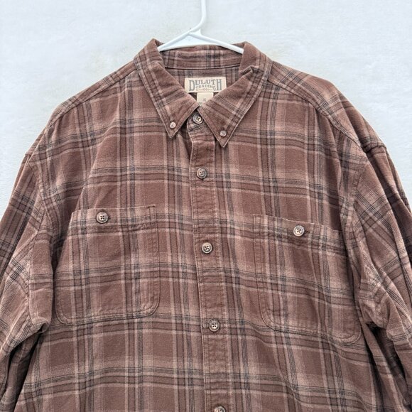 Duluth Shirt Men XL Brown Plaid Free Swingin Flannel Relexed Outdoor Button Down - Picture 3 of 8